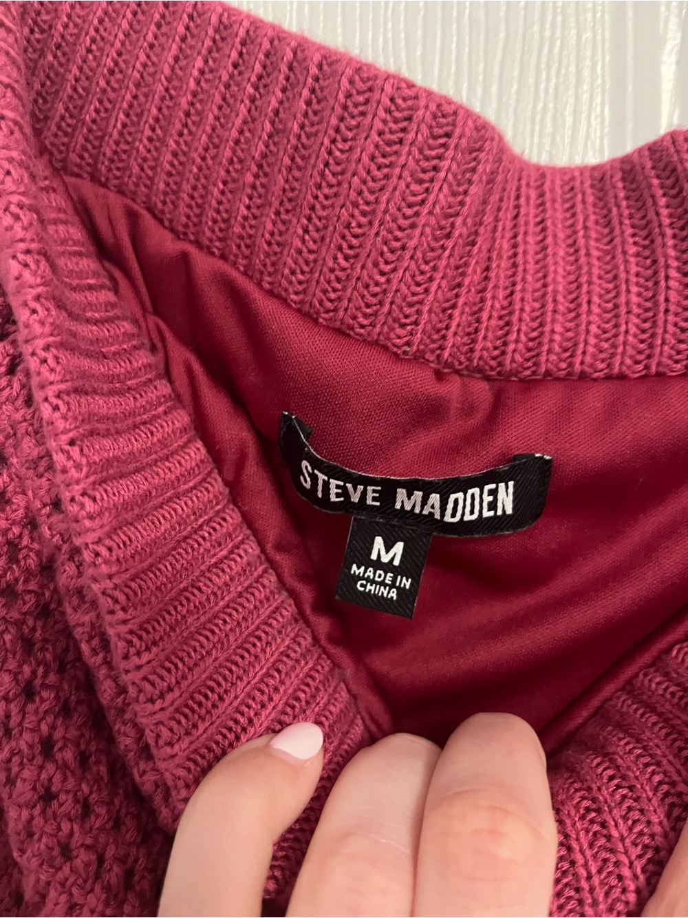 Steve Madden Raspberry Crochet Set - Picture 5 of 5